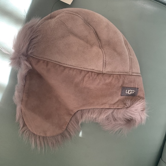 UGG Toscana Long Pile Trapper Hat - Picture 9 of 12